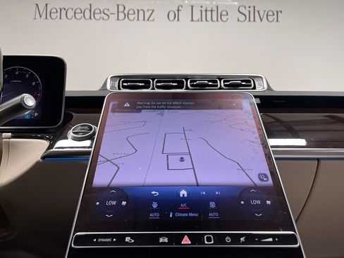 Used 2023 Mercedes-Benz S 500 4MATIC image 33