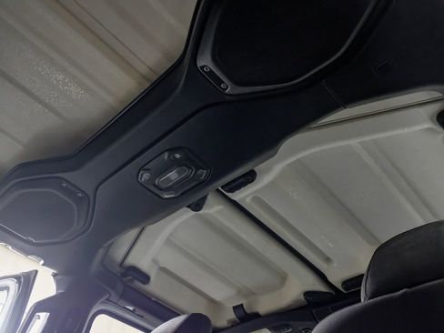 Used 2018 Jeep Wrangler Unlimited Sahara AWD/4WD image 22