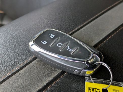 Used 2022 Chevrolet Blazer Premier w/ Enhanced Convenience Package image 44