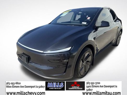 Used 2026 Tesla Model Y Long Range AWD/4WD image 9