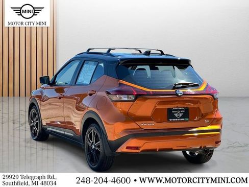 Used 2021 Nissan Kicks SR w/ Interior Electronics Package FWD image 5