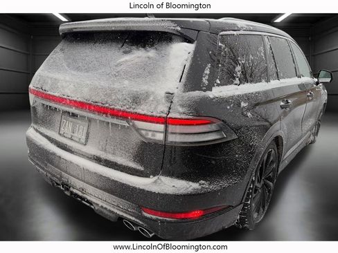 Certified 2021 Lincoln Aviator Reserve w/ Equipment Group 208A image 7