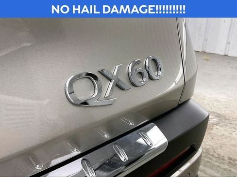 Certified 2025 INFINITI QX60 Luxe w/ Cargo Package AWD/4WD image 9
