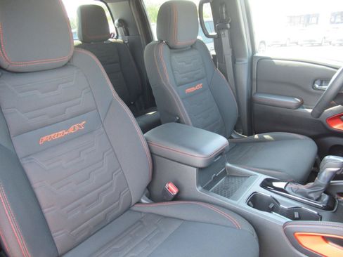 Used 2023 Nissan Frontier PRO-4X w/ Pro Convenience Package AWD/4WD image 11