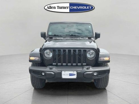 Used 2021 Jeep Gladiator Sport w/ Quick Order Package 24Q 80Th AWD/4WD image 2