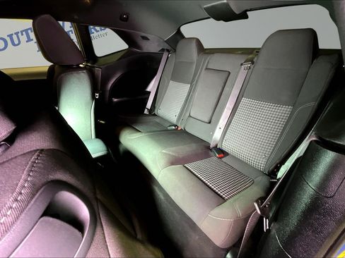 Used 2023 Dodge Challenger SXT RWD image 22