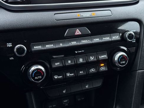 Used 2022 Kia Sportage EX image 26