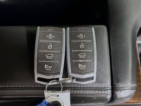 Used 2018 Genesis G90 5.0 Ultimate image 32
