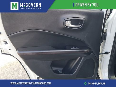 Used 2019 Jeep Compass Trailhawk w/ Leather Interior Group AWD/4WD image 16