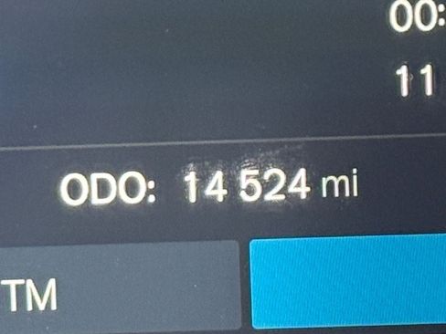 Used 2025 Volvo V60 B5 Cross Country Plus image 35