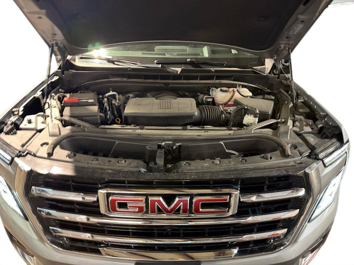 Used 2026 GMC Yukon Elevation w/ Elevation Premium Package AWD/4WD image 16