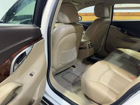 Used 2010 Buick LaCrosse CXL image 22