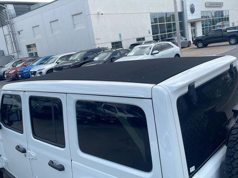 Used 2020 Jeep Wrangler Unlimited Rubicon AWD/4WD image 3