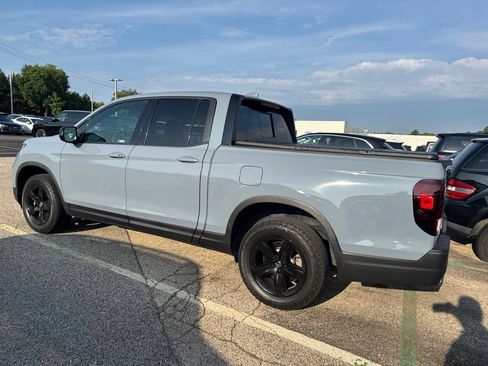 Used 2023 Honda Ridgeline Black Edition image 10