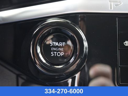 New 2026 Nissan Pathfinder SL image 10