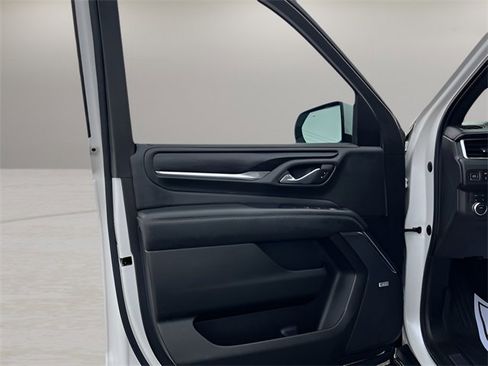 Used 2021 GMC Yukon Denali image 9