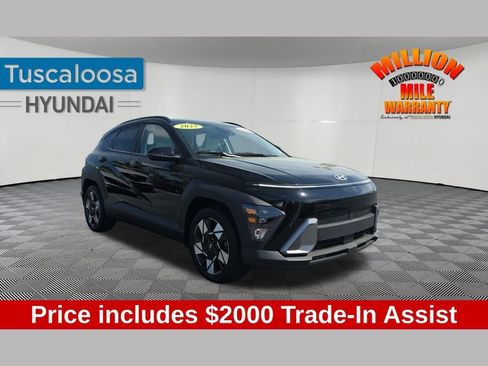 Used 2025 Hyundai Kona SEL image 1