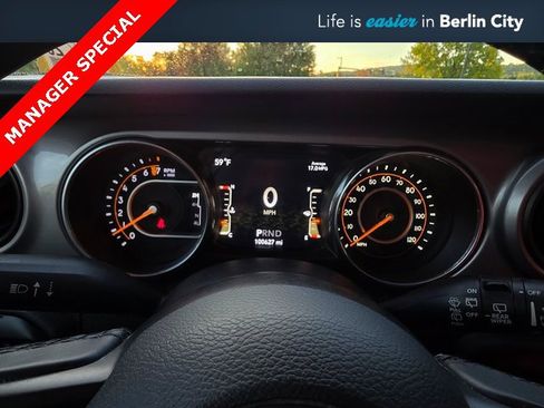 Used 2018 Jeep Wrangler Unlimited Sport S image 27