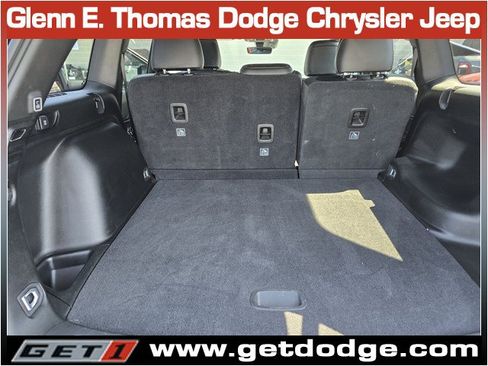 Certified 2025 Jeep Grand Cherokee Altitude AWD/4WD image 28