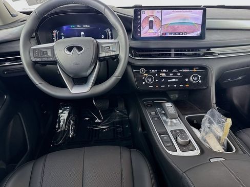 Certified 2026 INFINITI QX60 Luxe w/ Cargo Package FWD image 24