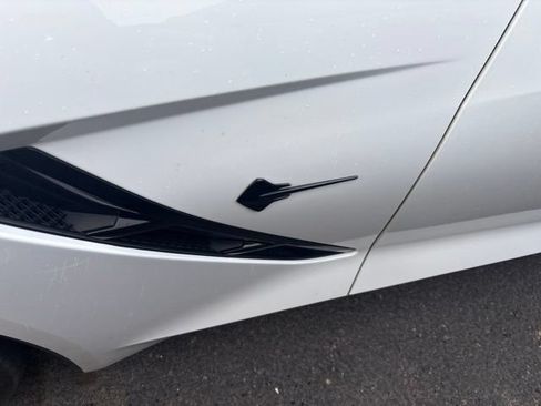 Used 2019 Chevrolet Corvette Stingray Coupe RWD image 11