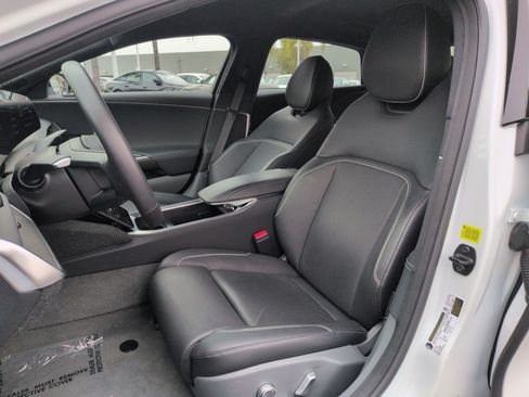 Used 2024 Lucid Air Touring AWD/4WD image 16