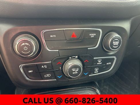 Used 2017 Jeep Compass Limited w/ Navigation Group image 12