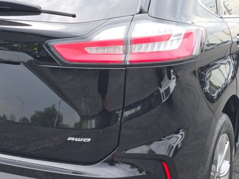 Used 2024 Ford Edge Titanium AWD/4WD image 19