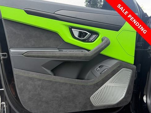 Used 2024 Lamborghini Urus S AWD/4WD image 22