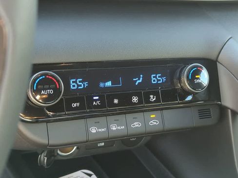 New 2026 Hyundai Elantra Sport FWD image 31