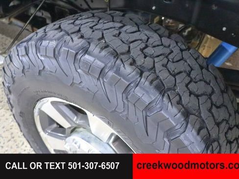 Used 2011 Ford F250 Lariat w/ Lariat Ultimate Pkg AWD/4WD image 12