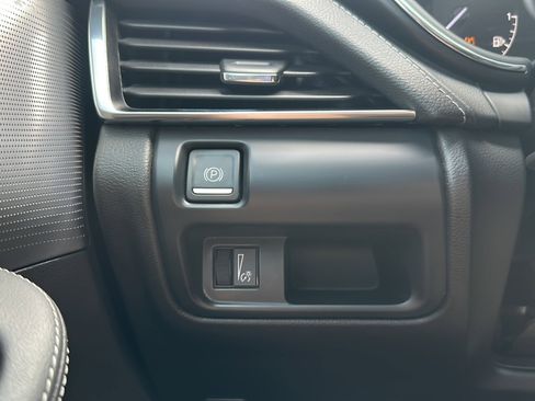 Certified 2024 Cadillac CT5 Luxury w/ Sun And Sound Package image 36