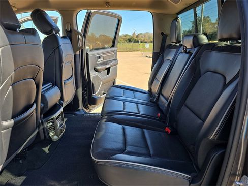 Used 2021 RAM 1500 Laramie w/ Off Road Group image 12