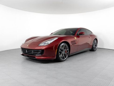 Certified 2019 Ferrari GTC4Lusso T RWD image 9