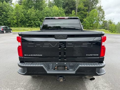 Used 2021 Chevrolet Silverado 2500 Custom w/ Custom Value Package AWD/4WD image 4