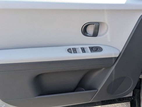 New 2026 Hyundai Ioniq 5 SE RWD image 11