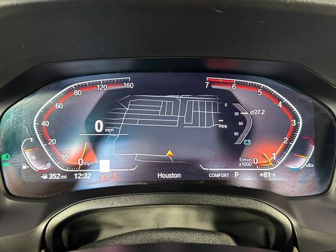 Used 2023 BMW 430i Coupe w/ Premium Package image 17