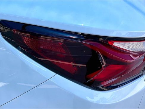Used 2020 Chevrolet Blazer LT FWD image 29