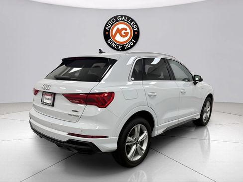 Used 2020 Audi Q3 2.0T Premium Plus w/ Premium Plus Package AWD/4WD image 3