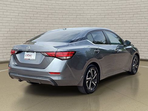 Used 2024 Nissan Sentra SV image 5