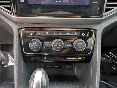 Certified 2023 Volkswagen Atlas SE FWD image 22