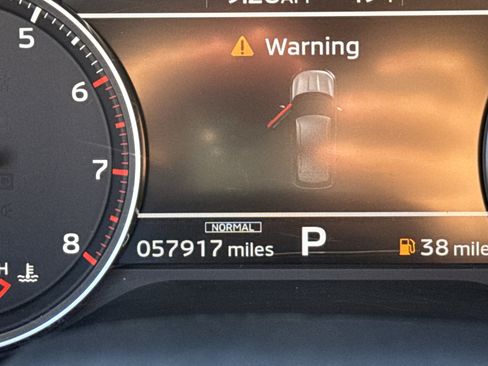 Used 2022 Mitsubishi Outlander ES image 34