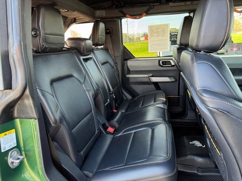 Used 2023 Ford Bronco Badlands image 23