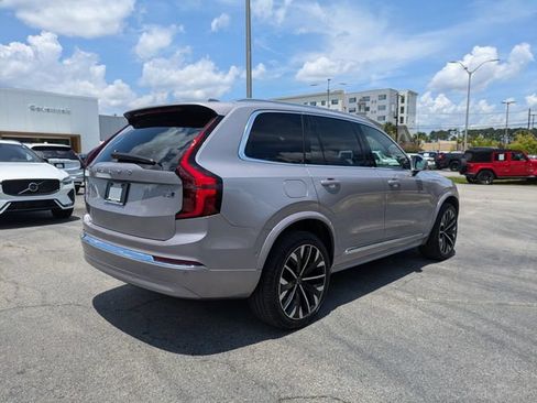 Used 2026 Volvo XC90 B5 Plus AWD/4WD image 5