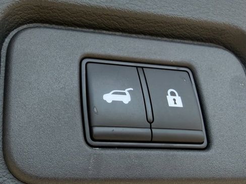 Certified 2024 Nissan Rogue Platinum w/ Platinum Premium Package image 10