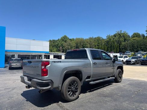 Used 2026 Chevrolet Silverado 2500 Custom w/ Custom Convenience Package AWD/4WD image 2