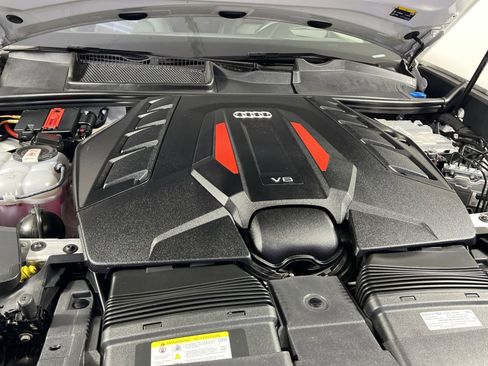 Used 2022 Audi SQ8 Prestige image 29