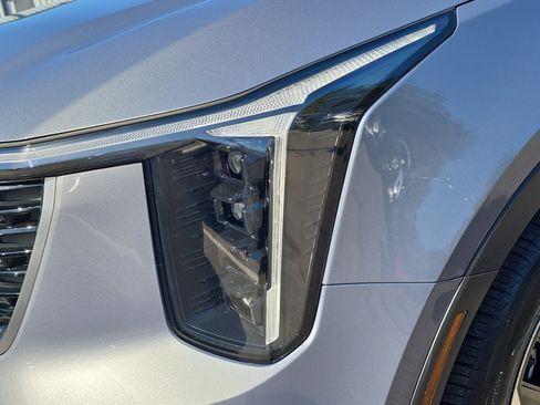 Certified 2025 Kia Sorento S image 10