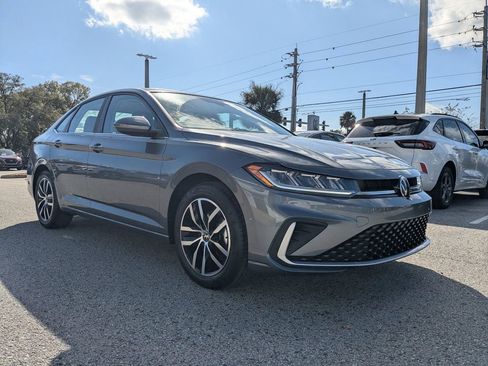 New 2026 Volkswagen Jetta SE image 8