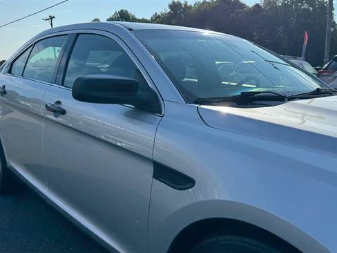 Used 2015 Ford Taurus Police Interceptor AWD image 20
